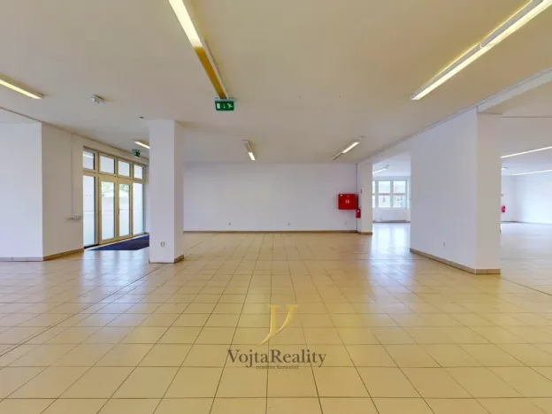 Pronájem obchodního prostoru, Uničov, Šumperská, 450 m2