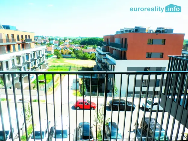 Pronájem bytu 1+kk, Praha - Řeporyje, Jáchymovská, 30 m2