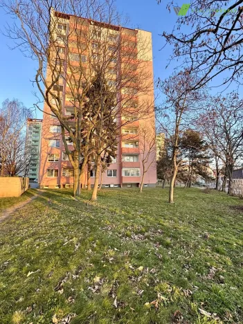 Pronájem bytu 1+1, Hodonín, Velkomoravská, 32 m2