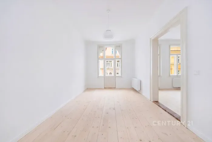 Pronájem bytu 2+kk, Praha - Nusle, Sezimova, 51 m2