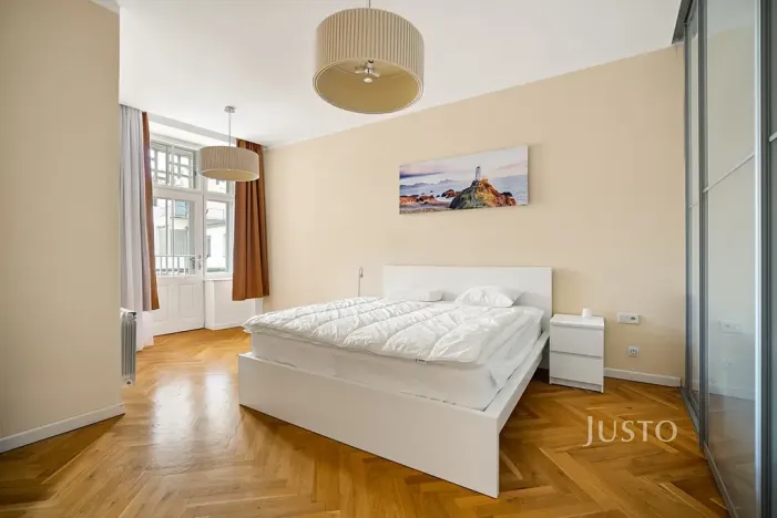 Pronájem bytu 3+1, Brno, Jakubské náměstí, 103 m2