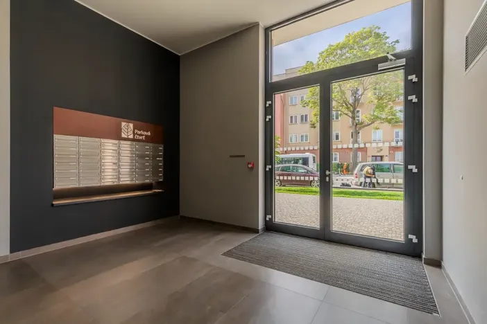 Pronájem bytu 1+kk, Praha - Žižkov, Malešická, 39 m2