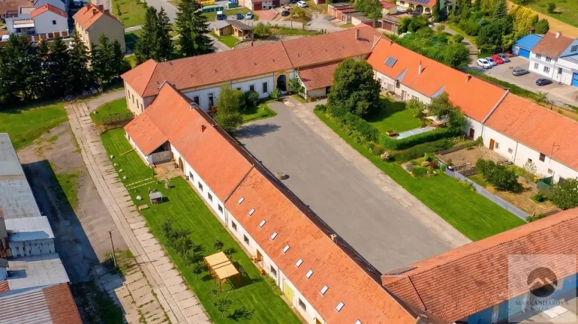 Prodej výrobních prostor, Letonice, 11579 m2