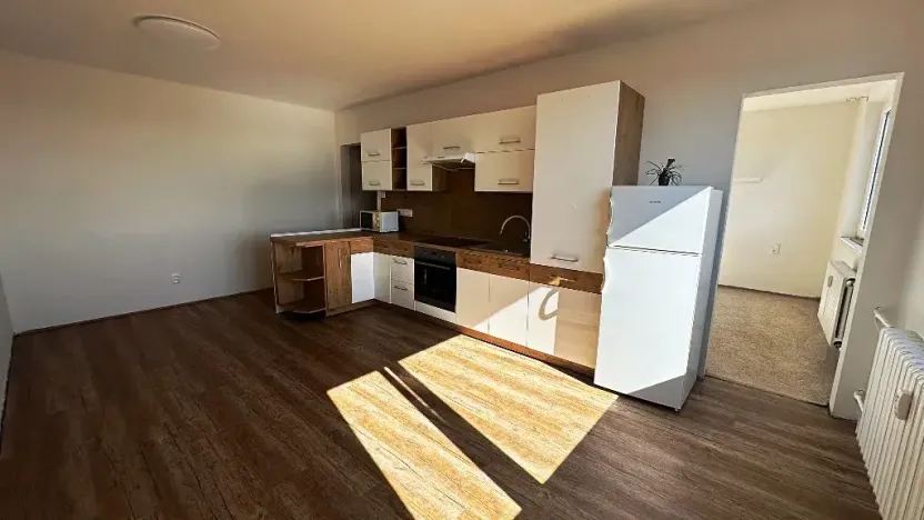 Pronájem bytu 2+kk, Praha, Mirotická, 45 m2