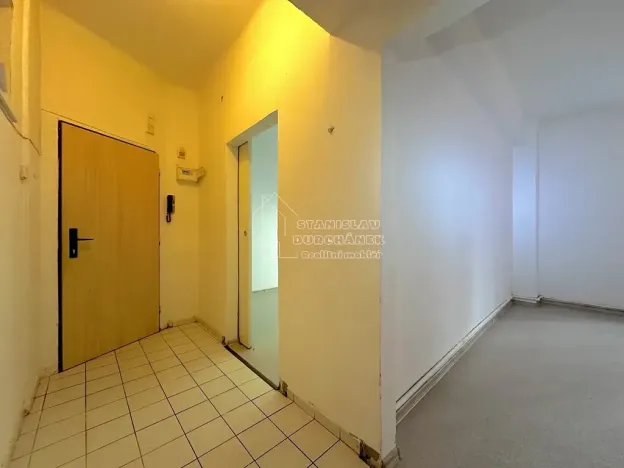 Pronájem bytu 2+kk, Praha - Žižkov, Jeseniova, 40 m2