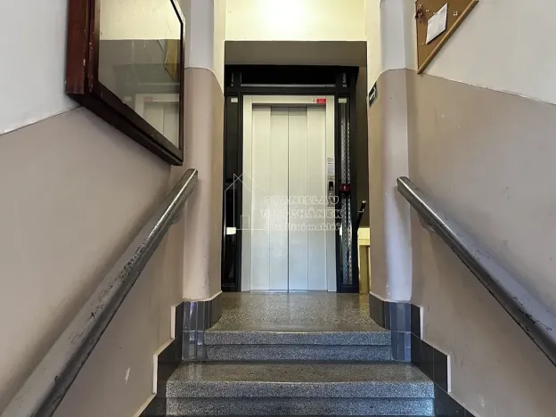 Pronájem bytu 2+kk, Praha - Žižkov, Jeseniova, 40 m2