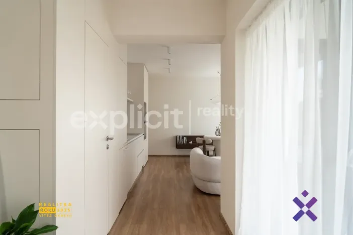 Pronájem bytu 2+kk, Zlín, Tyršovo nábřeží, 51 m2