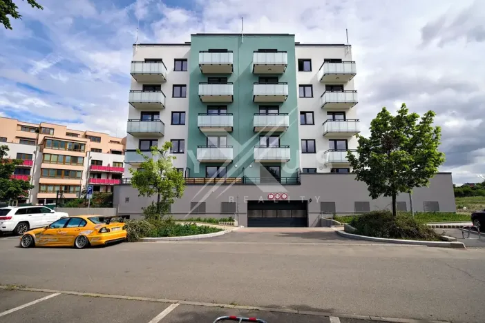 Pronájem bytu 2+kk, Praha - Strašnice, Strančická, 52 m2