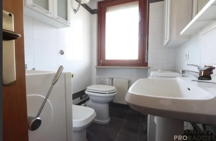 Prodej bytu 3+kk, Via di Giesi,Villa Rosa,Itálie, 56 m2