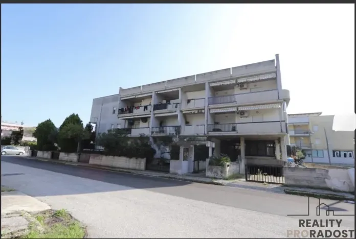 Prodej bytu 3+kk, Via di Giesi,Villa Rosa,Itálie, 56 m2