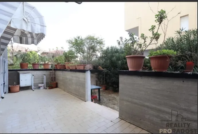 Prodej bytu 3+kk, Villa Rosa,Itálie, 56 m2