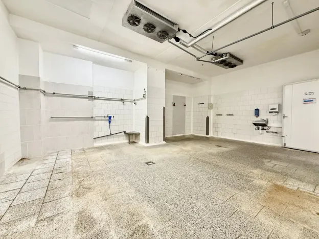 Pronájem skladu, Brno, U vlečky, 438 m2
