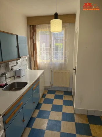 Prodej rodinného domu, Nové Město nad Metují - Krčín, Nad Lipami, 195 m2
