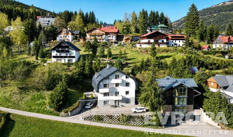 Prodej rodinného domu, Špindlerův Mlýn - Bedřichov, 390 m2