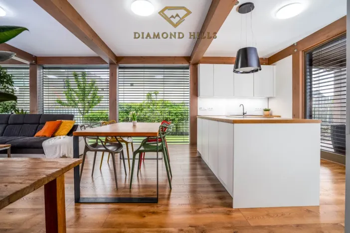 Prodej rodinného domu, Vysoký Újezd, V Hlinišťatech, 207 m2