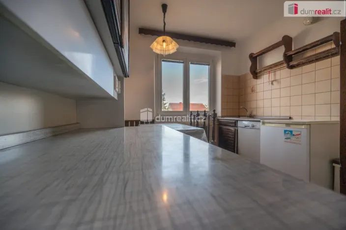 Pronájem rodinného domu, Dasný, 241 m2