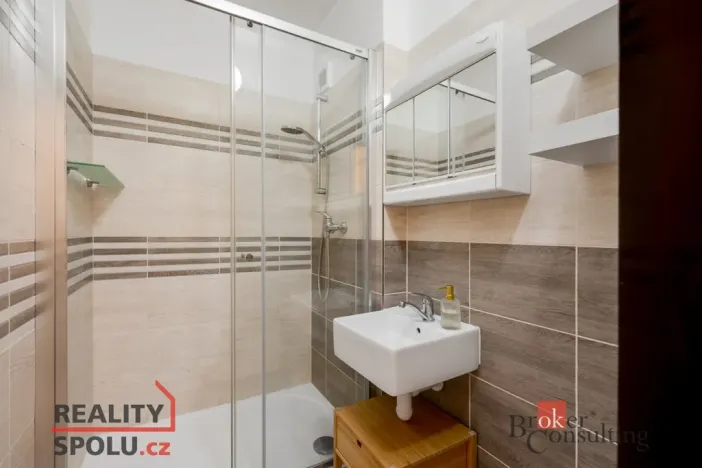 Pronájem bytu 2+kk, Praha - Hodkovičky, Pod lysinami, 41 m2