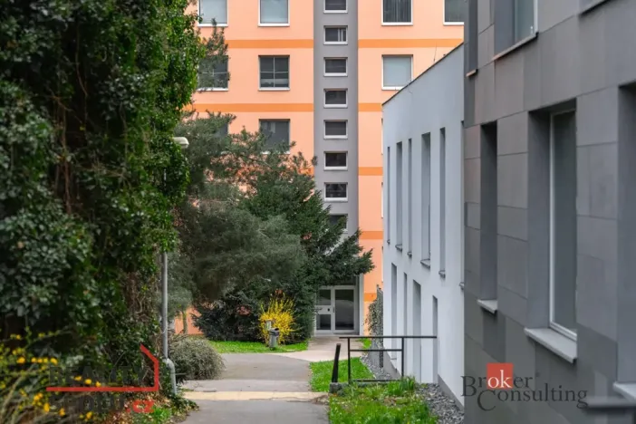 Pronájem bytu 2+kk, Praha - Hodkovičky, Pod lysinami, 41 m2