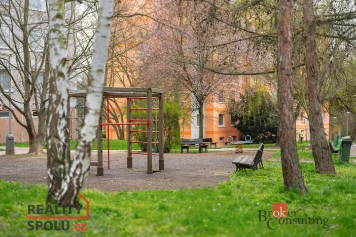 Pronájem bytu 2+kk, Praha - Hodkovičky, Pod lysinami, 41 m2