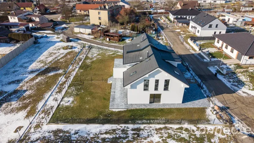 Prodej vícegeneračního domu, Klenovice, 286 m2