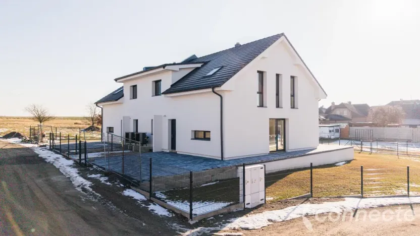 Prodej vícegeneračního domu, Klenovice, 286 m2