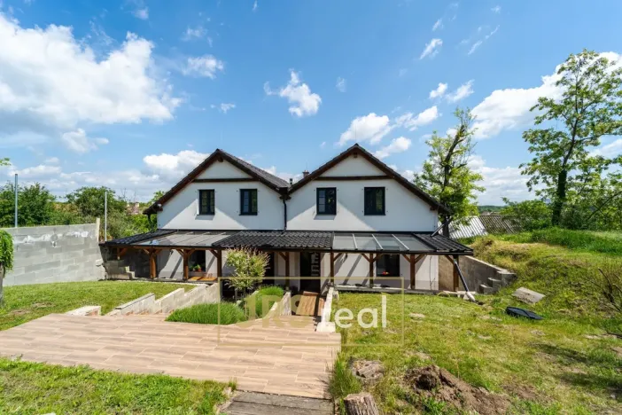 Prodej ubytování, Drnholec, 538 m2