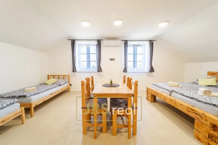 Prodej ubytování, Drnholec, 538 m2