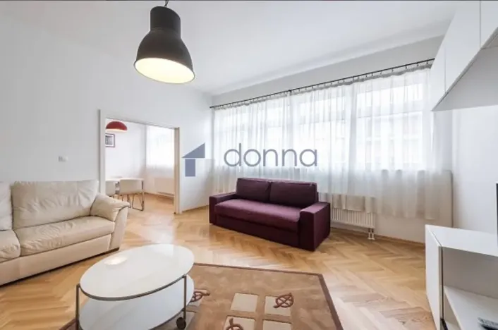 Pronájem bytu 3+1, Praha, Záhřebská, 95 m2