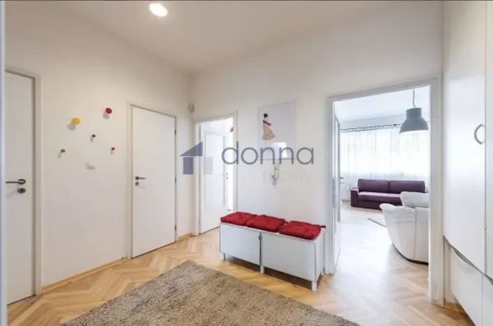 Pronájem bytu 3+1, Praha, Záhřebská, 95 m2
