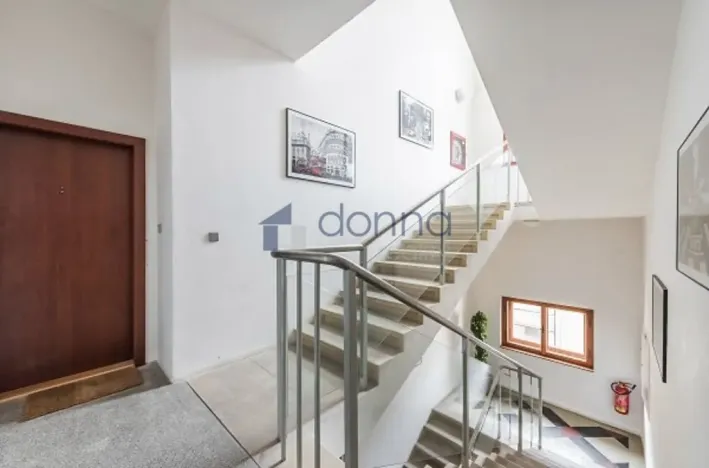 Pronájem bytu 3+1, Praha, Záhřebská, 95 m2