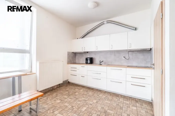 Prodej rodinného domu, Praha - Lochkov, Cementářská, 233 m2