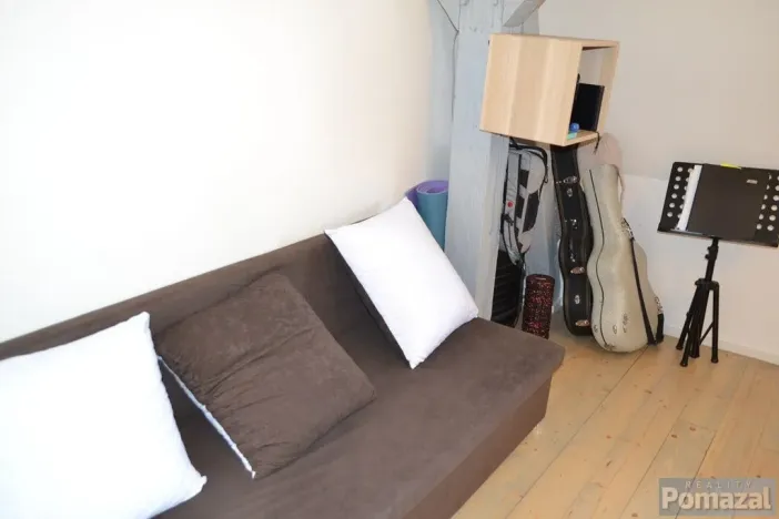 Pronájem bytu 1+kk, Praha - Smíchov, U Pernikářky, 25 m2