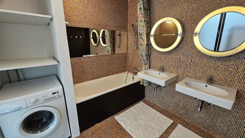 Pronájem rodinného domu, Praha - Dejvice, Krohova, 210 m2
