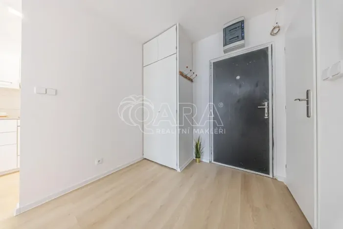Pronájem bytu 2+kk, Kladno - Kročehlavy, Holandská, 39 m2