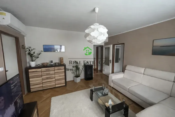 Prodej bytu 3+1, Oslavany, Moravská, 71 m2