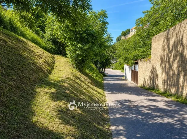 Prodej zahrady, Znojmo, Pod Kraví horou, 759 m2