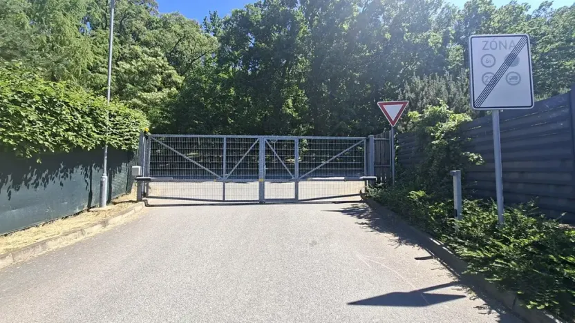 Prodej pozemku pro bydlení, Zdiby, Mezi Lesy, 826 m2