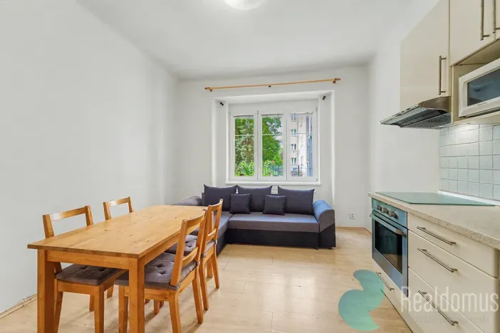 Prodej bytu 2+kk, Praha, U pošty, 35 m2