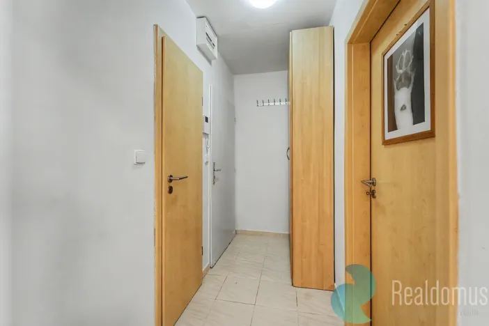 Prodej bytu 2+kk, Praha, U pošty, 35 m2