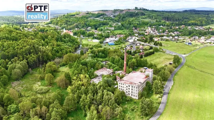 Prodej výrobních prostor, Libá, 8000 m2