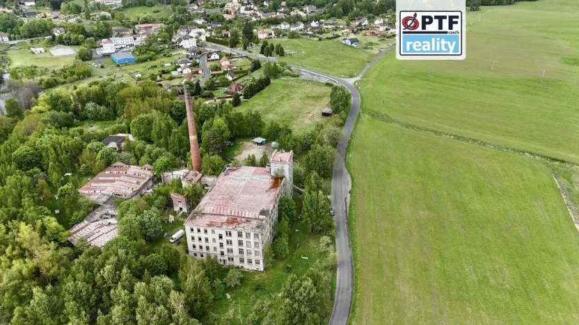 Prodej výrobních prostor, Libá, 8000 m2
