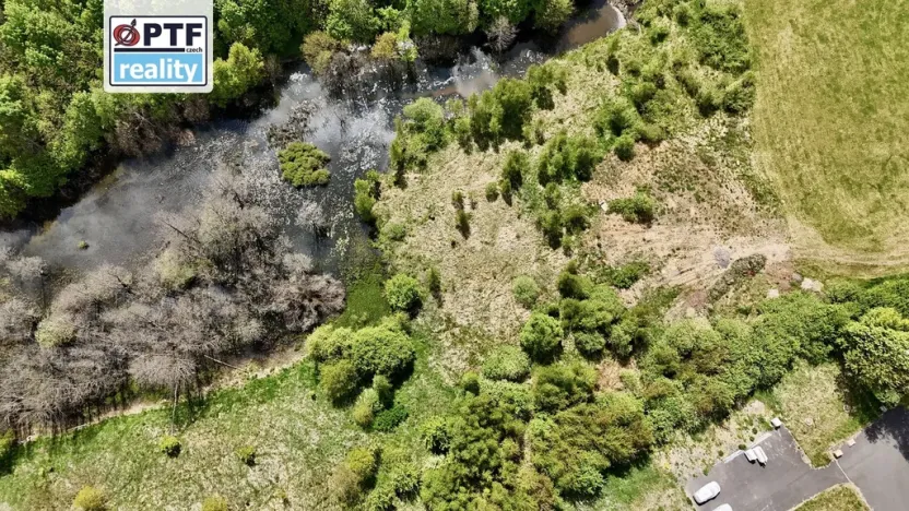 Prodej výrobních prostor, Libá, 8000 m2