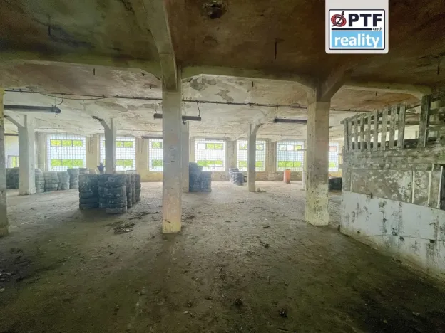 Prodej výrobních prostor, Libá, 8000 m2