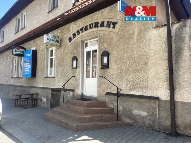 Pronájem restaurace, Skuteč, Vítězslava Nováka, 72 m2