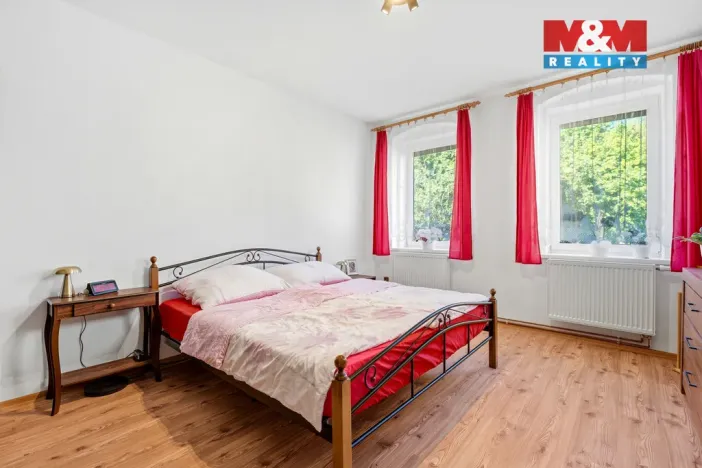 Prodej rodinného domu, Nové Město pod Smrkem - Hajniště, 266 m2