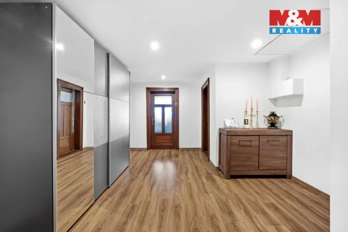 Prodej rodinného domu, Nové Město pod Smrkem - Hajniště, 266 m2
