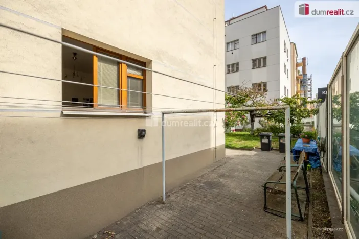 Prodej bytu 2+1, Praha - Karlín, Pernerova, 44 m2
