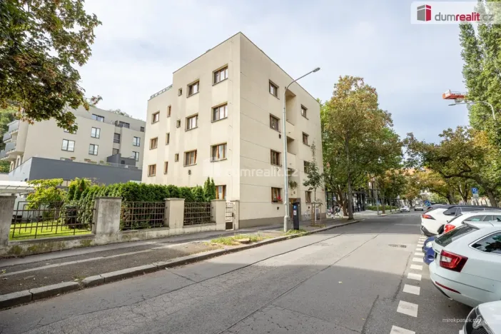Prodej bytu 2+1, Praha - Karlín, Pernerova, 44 m2