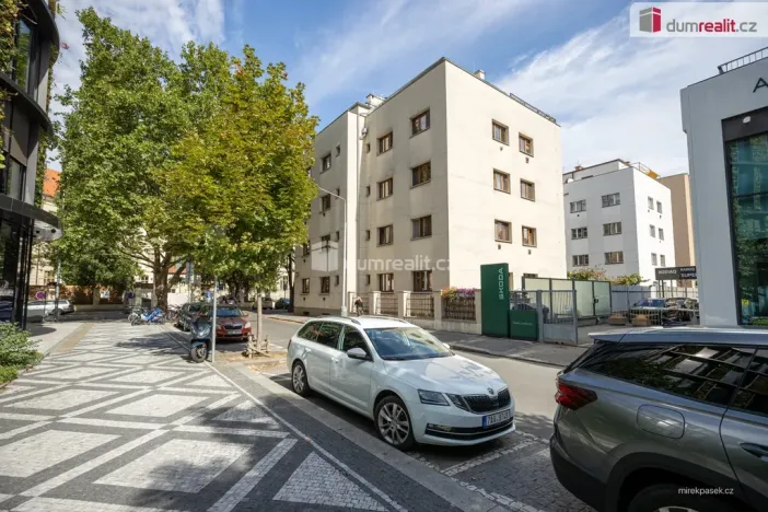 Prodej bytu 2+1, Praha - Karlín, Pernerova, 44 m2