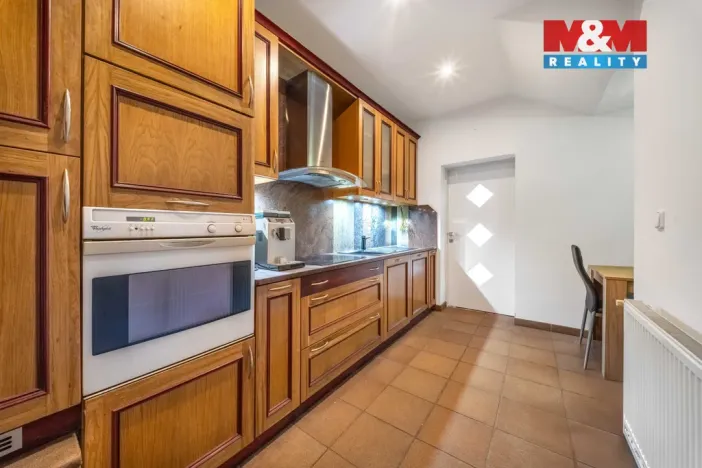 Prodej rodinného domu, Cheznovice, 227 m2